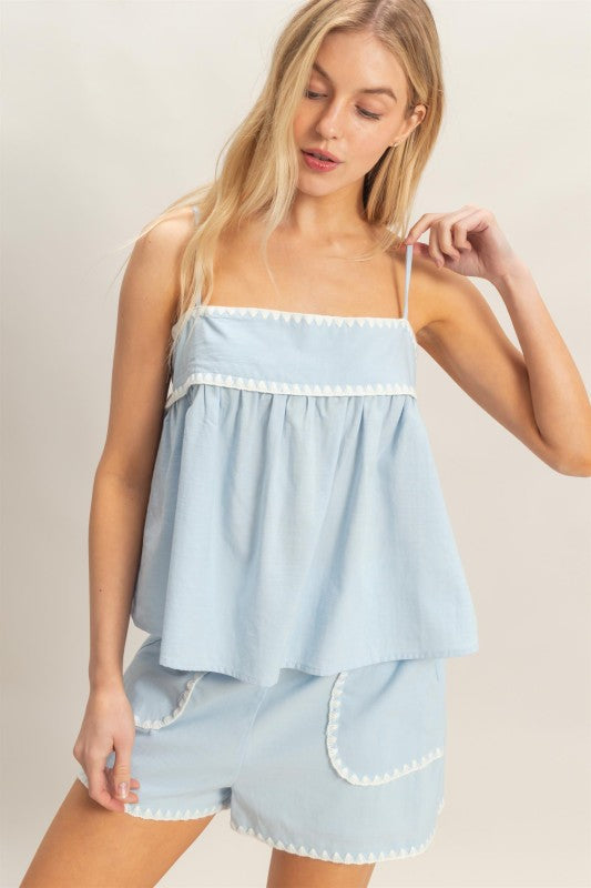 Set sleeveless top and scallop trim high-waisted short