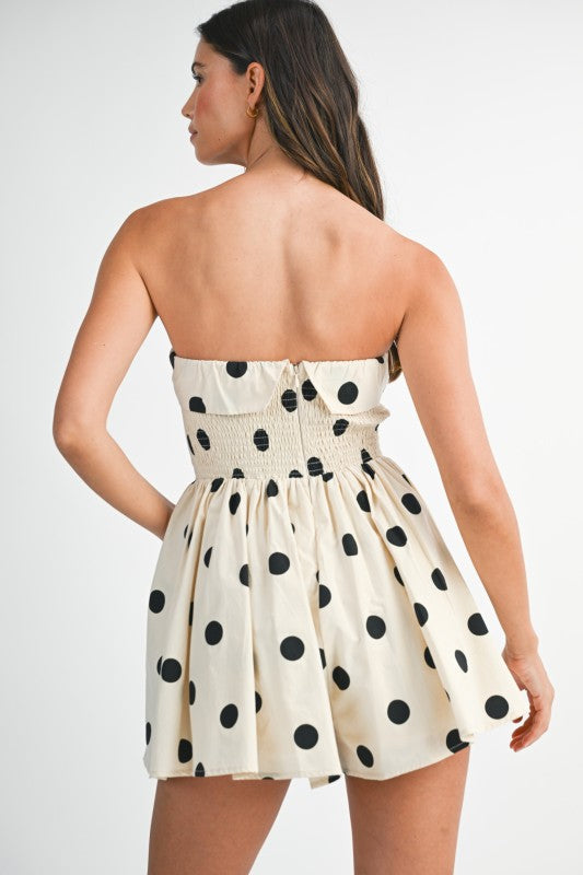 Romper polka dots.