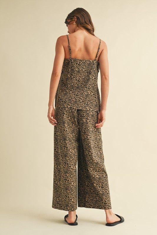 Set Estampado Animal Print | Top de tirantes y pantal¨®n palazzo licrado