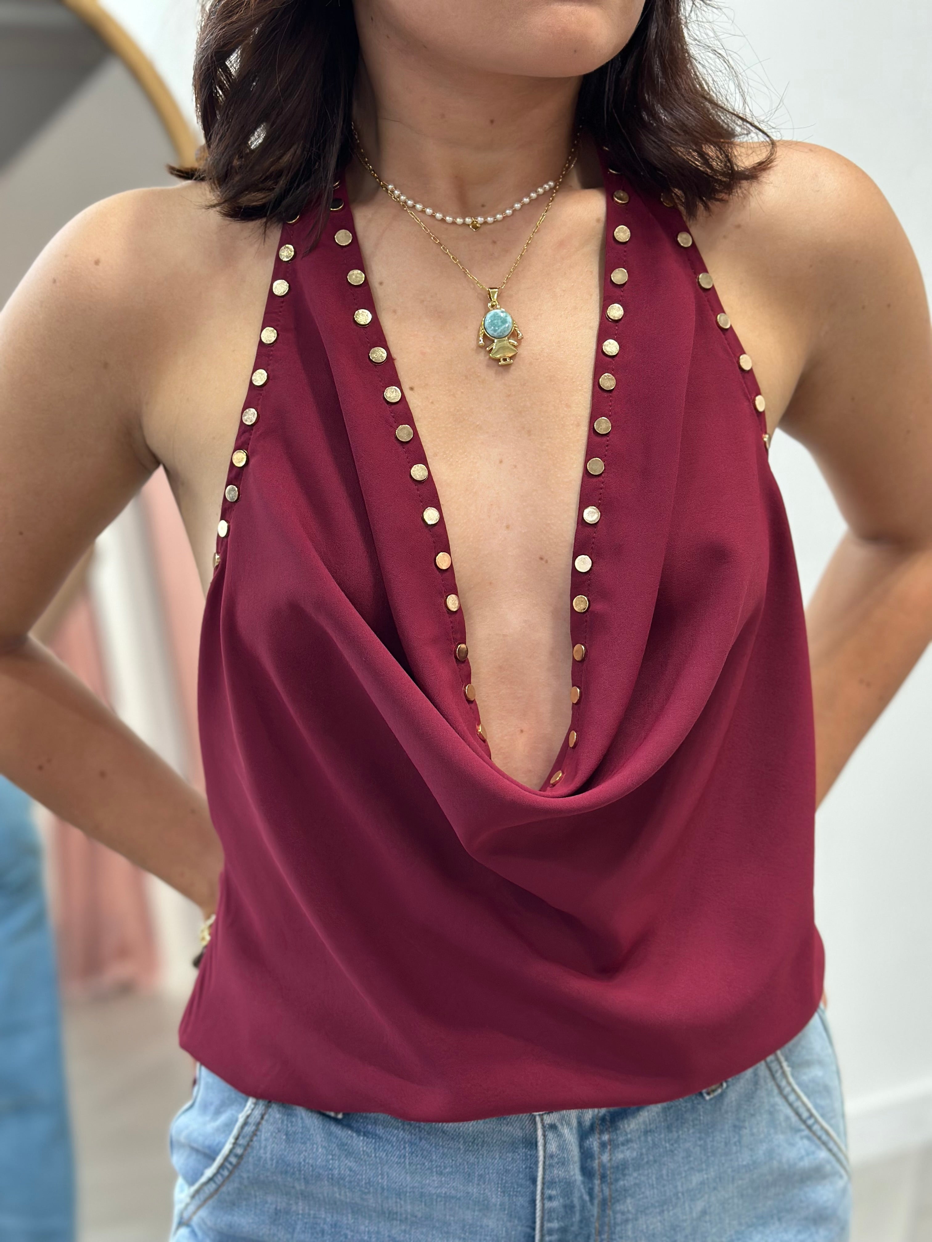 Top tipo halter con escote en ¡°V¡± profundo