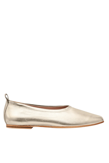 The Foundation Flat | Champagne