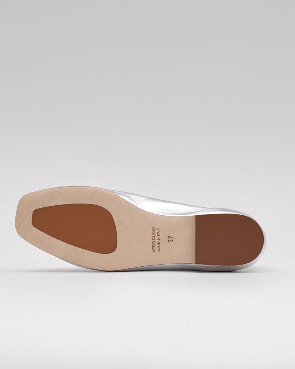 The Foundation Flat | Ivory