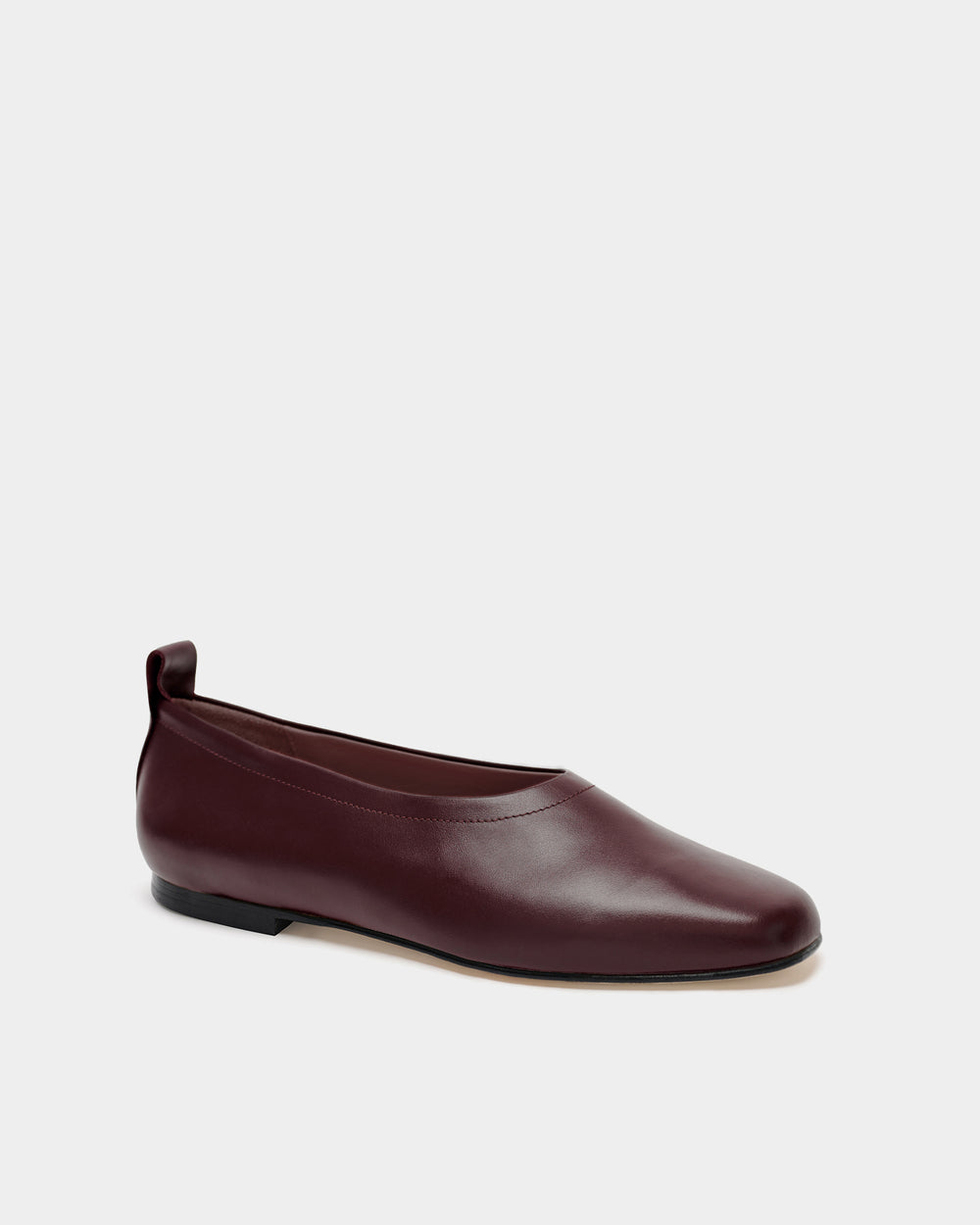 The Foundation Flat | Burgundy