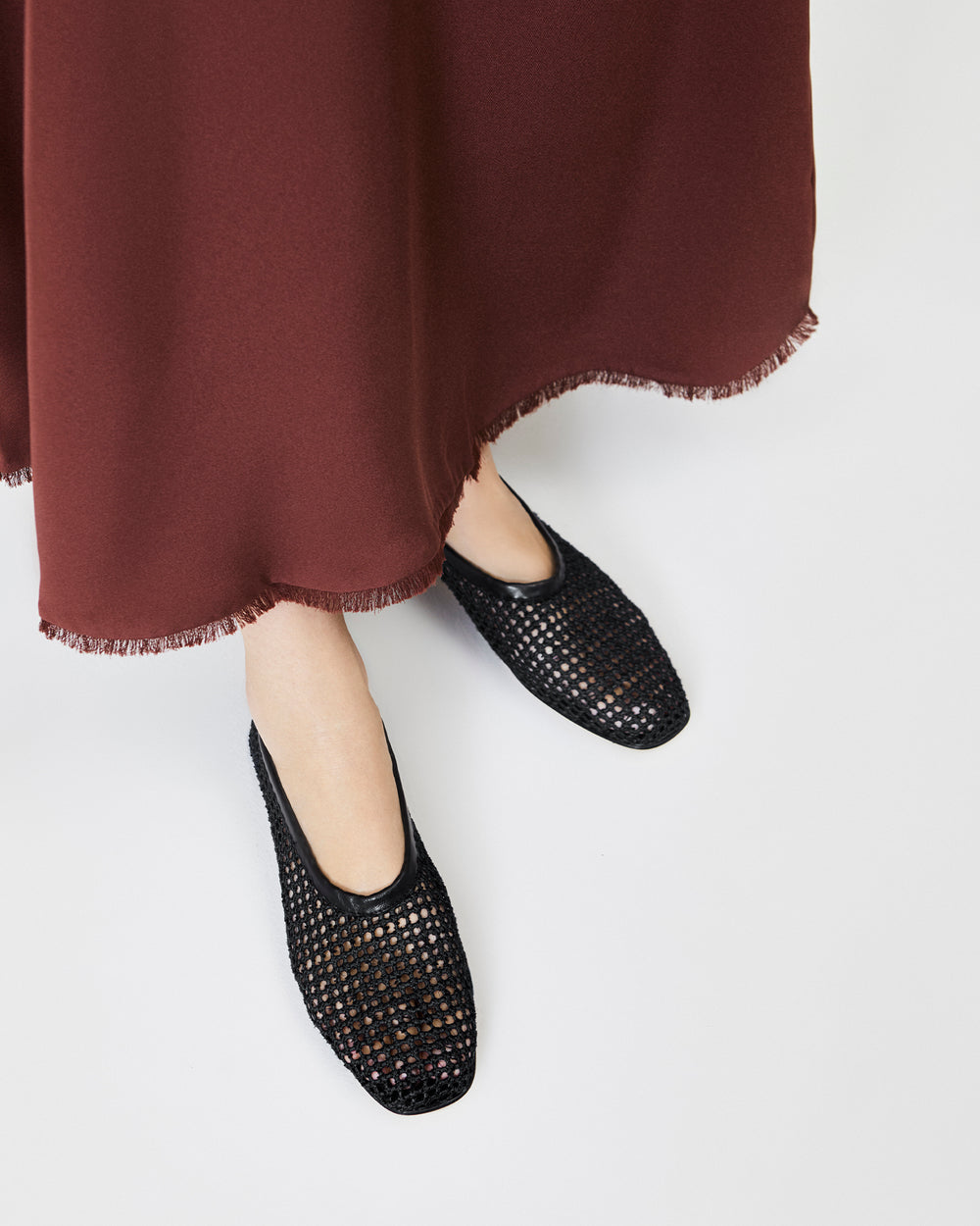 The Foundation Flat | Black Woven