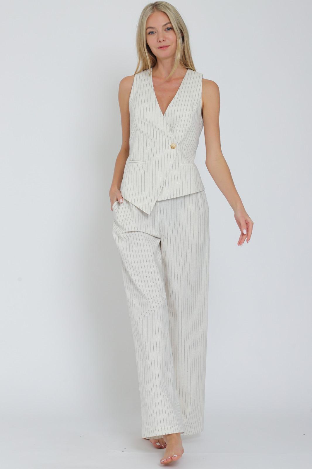 Set de pantal¨®n y chaleco en rayas claras ¨C  elegante y vers¨¢til